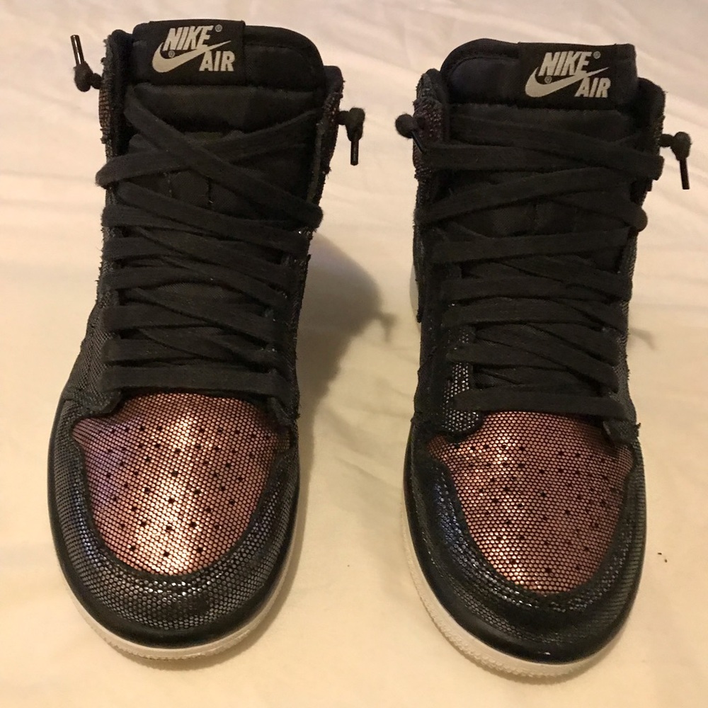 Women's Nike Air Jordan 1 Retro Fearless Metallic Rose Gold Red Black.